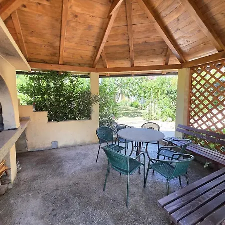 Blaz 4 - For 6-8 Persons, 150 M From The Appartamento Novi Vinodolski