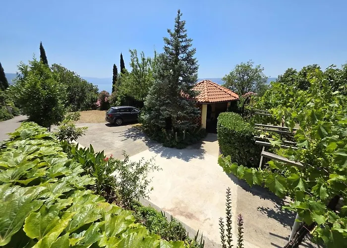Blaz 4 - For 6-8 Persons, 150 M From The Novi Vinodolski