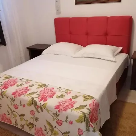 Blaz 4 - For 6-8 Persons, 150 M From The * Novi Vinodolski